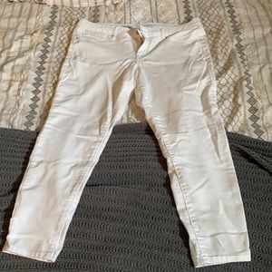 Mossimo Mid-Rise White Jegging